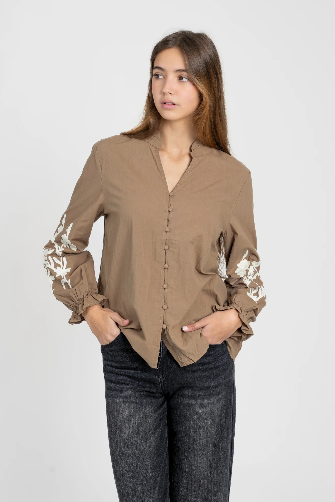 CAMISA ARMONIAS BORDADOS - Image 6