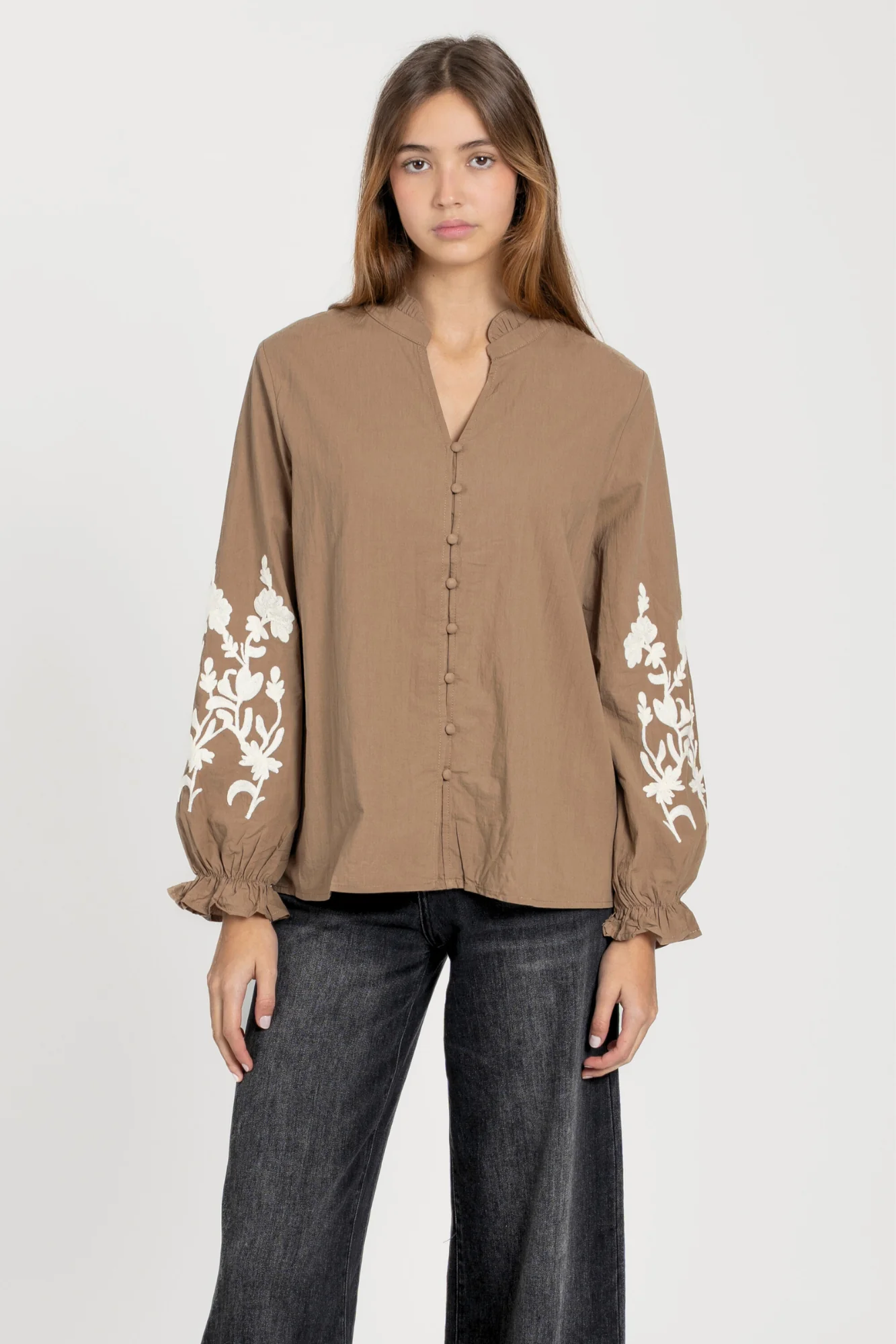CAMISA ARMONIAS BORDADOS - Image 7