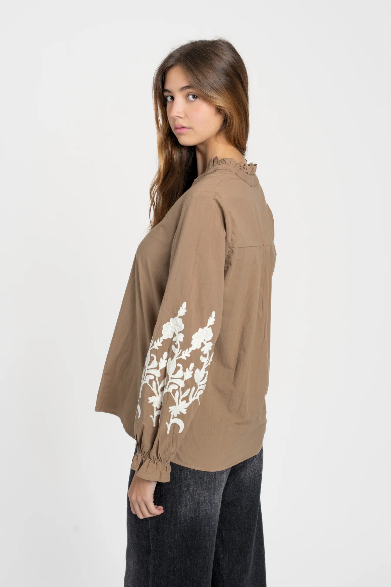 CAMISA ARMONIAS BORDADOS - Image 8