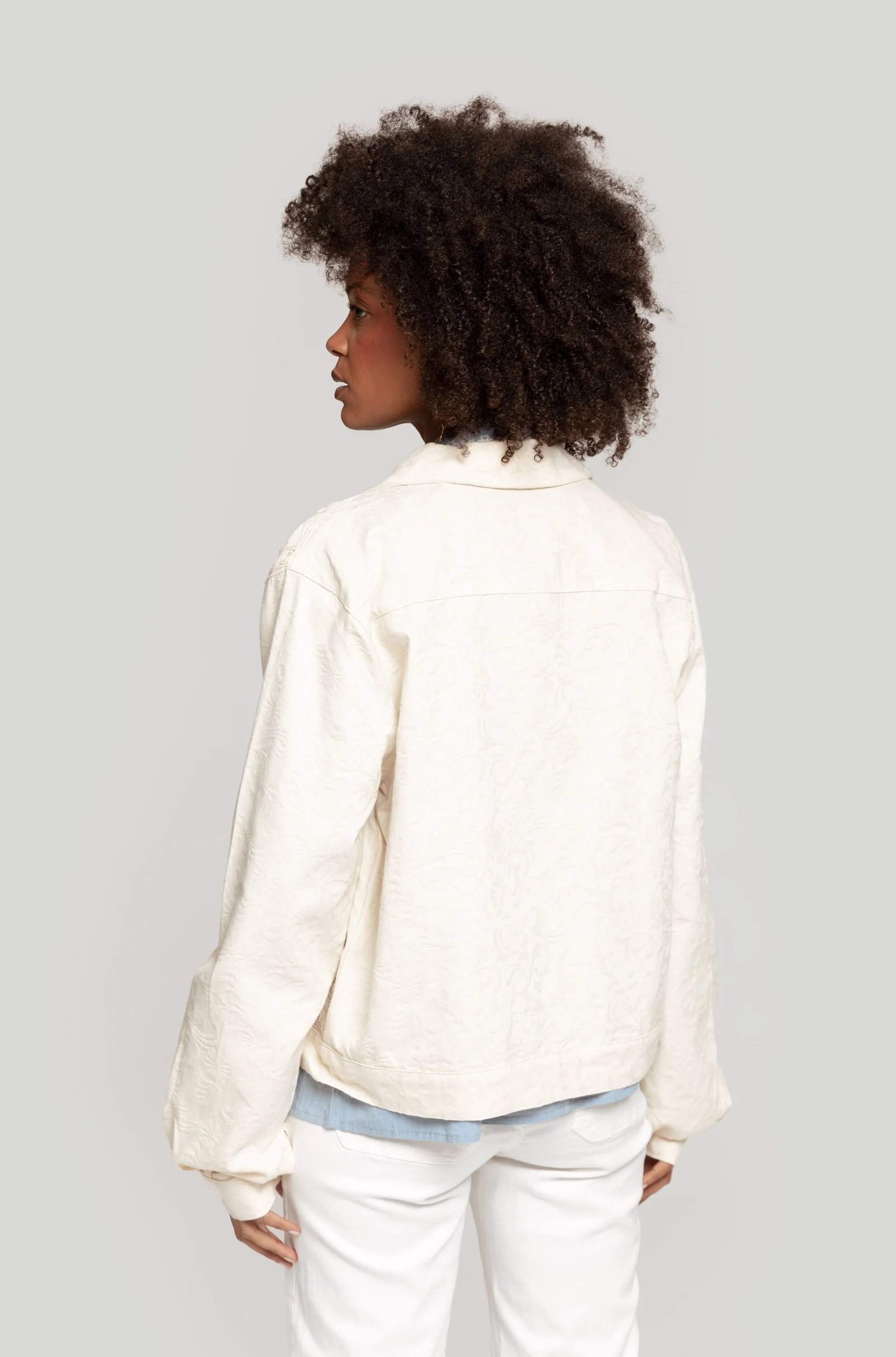 CHAQUETA ARMONIAS BOTONES - Image 4