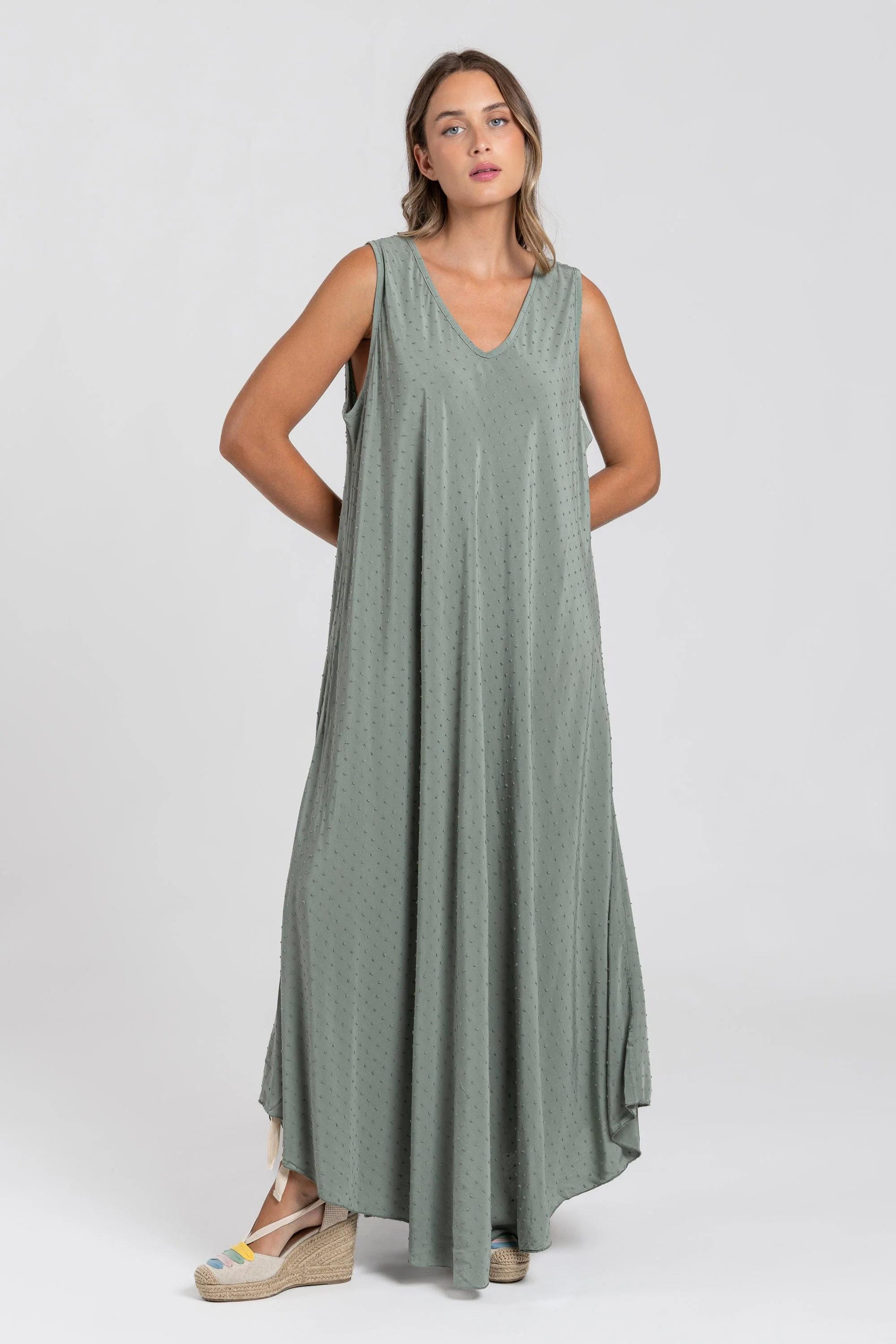 VESTIDO ARMONIAS CURVE TINA - Image 10