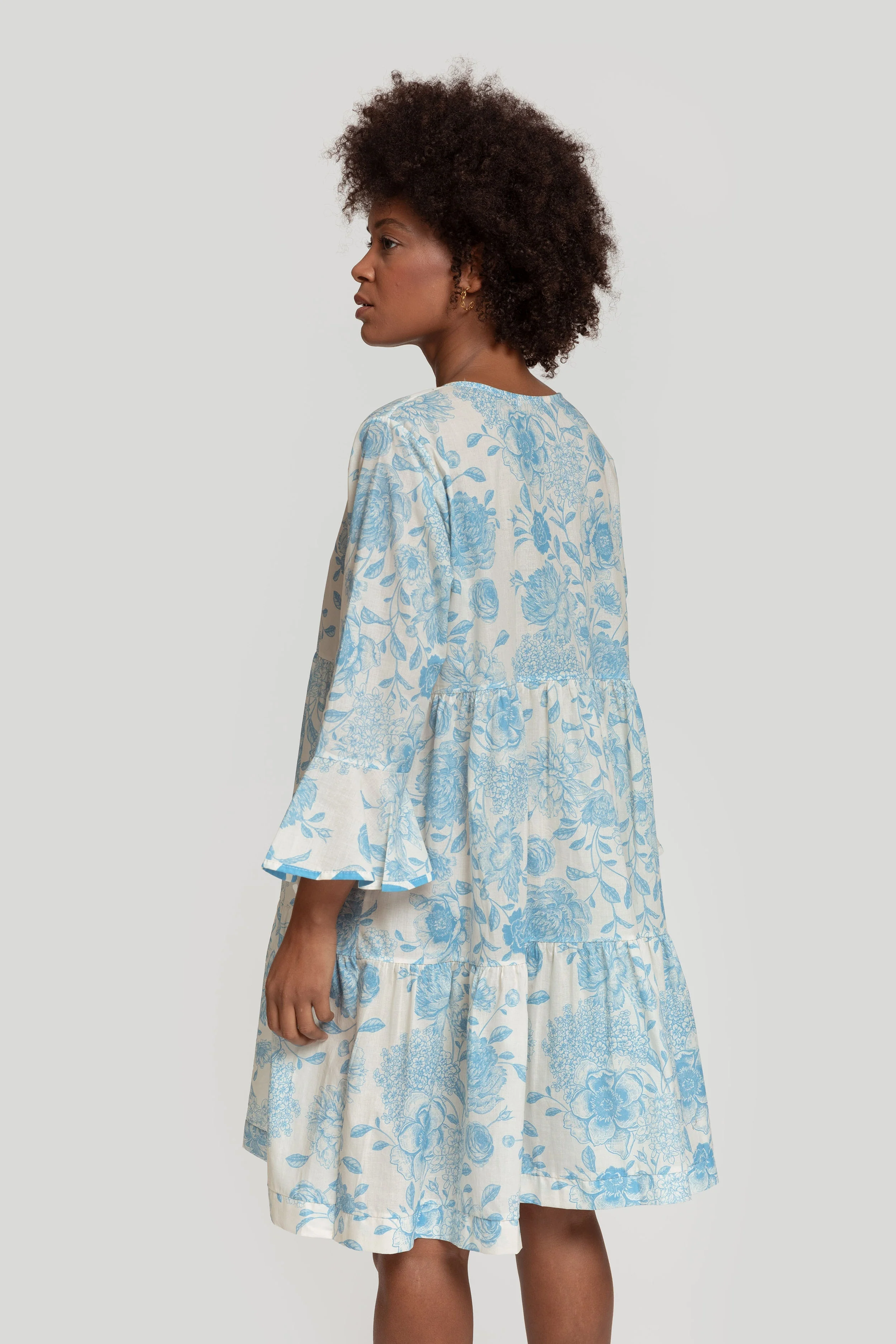 VESTIDO ARMONIAS OVERSIZE - Image 4
